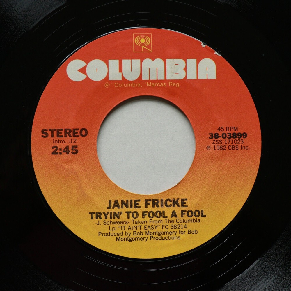 Janie Fricke - He's A Heartache / Tryin' To Fool A Fool 45 rpm Vinyl 7" Single